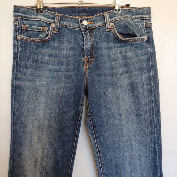 Vigoss boot cut pockets with back button flaps size 11 - Picture 2 of 11